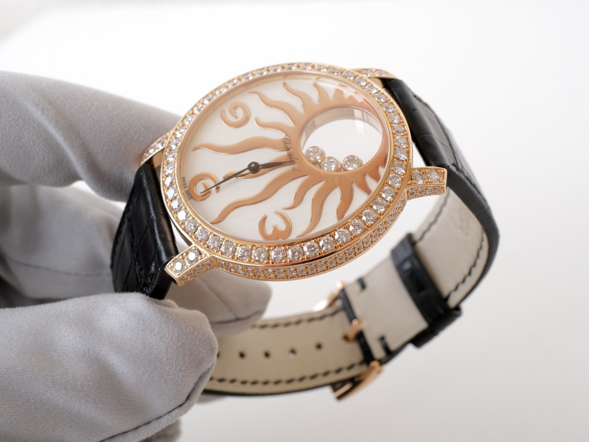 Швейцарские часы Chopard Happy Diamonds Sun 18K Rose Gold 40