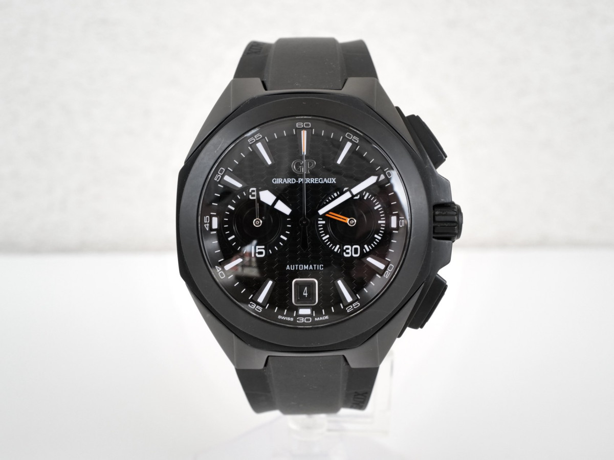 Швейцарские часы Girard Perregaux Chrono Hawk Black Ceramic 44