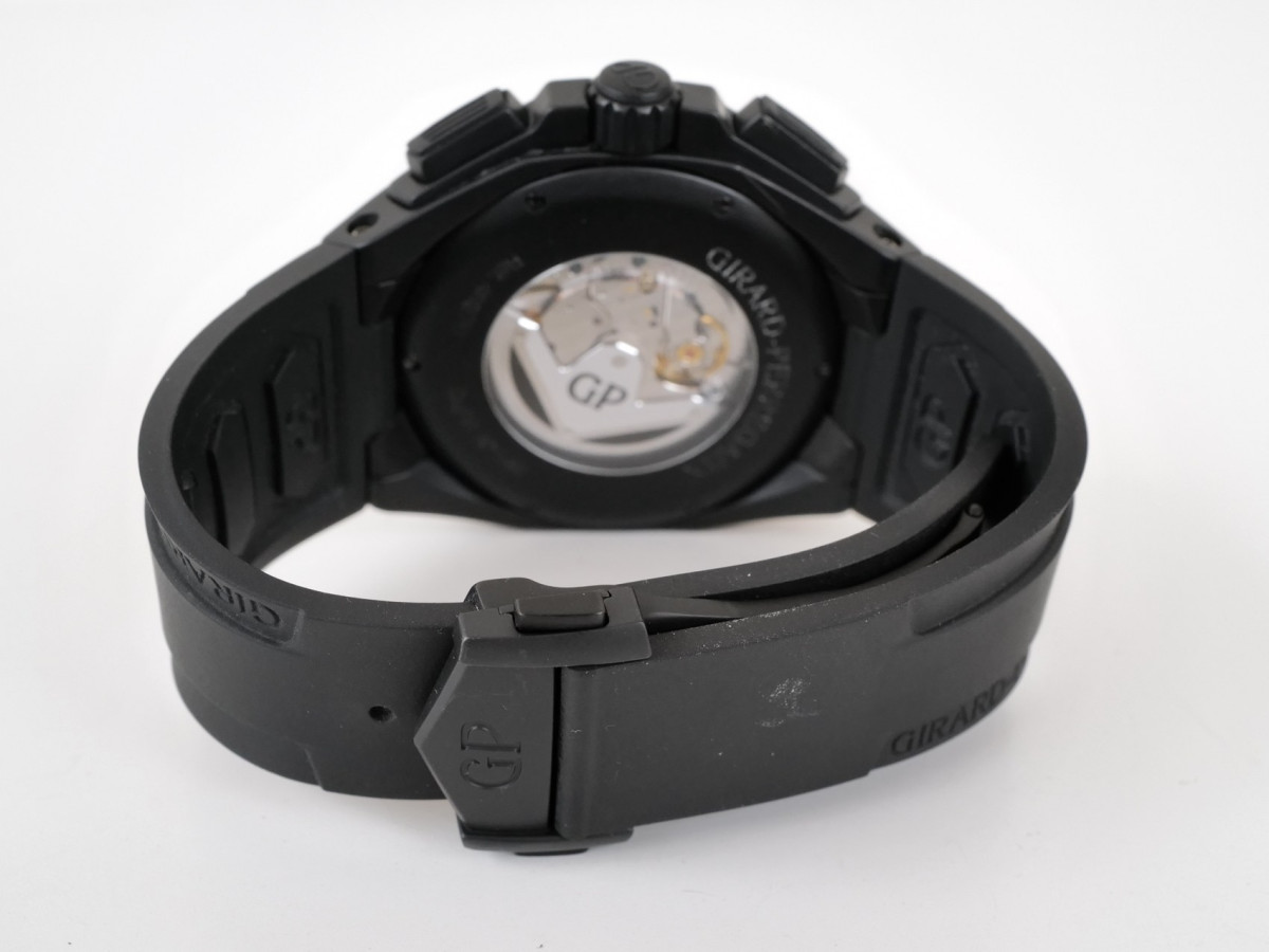Швейцарские часы Girard Perregaux Chrono Hawk Black Ceramic 44