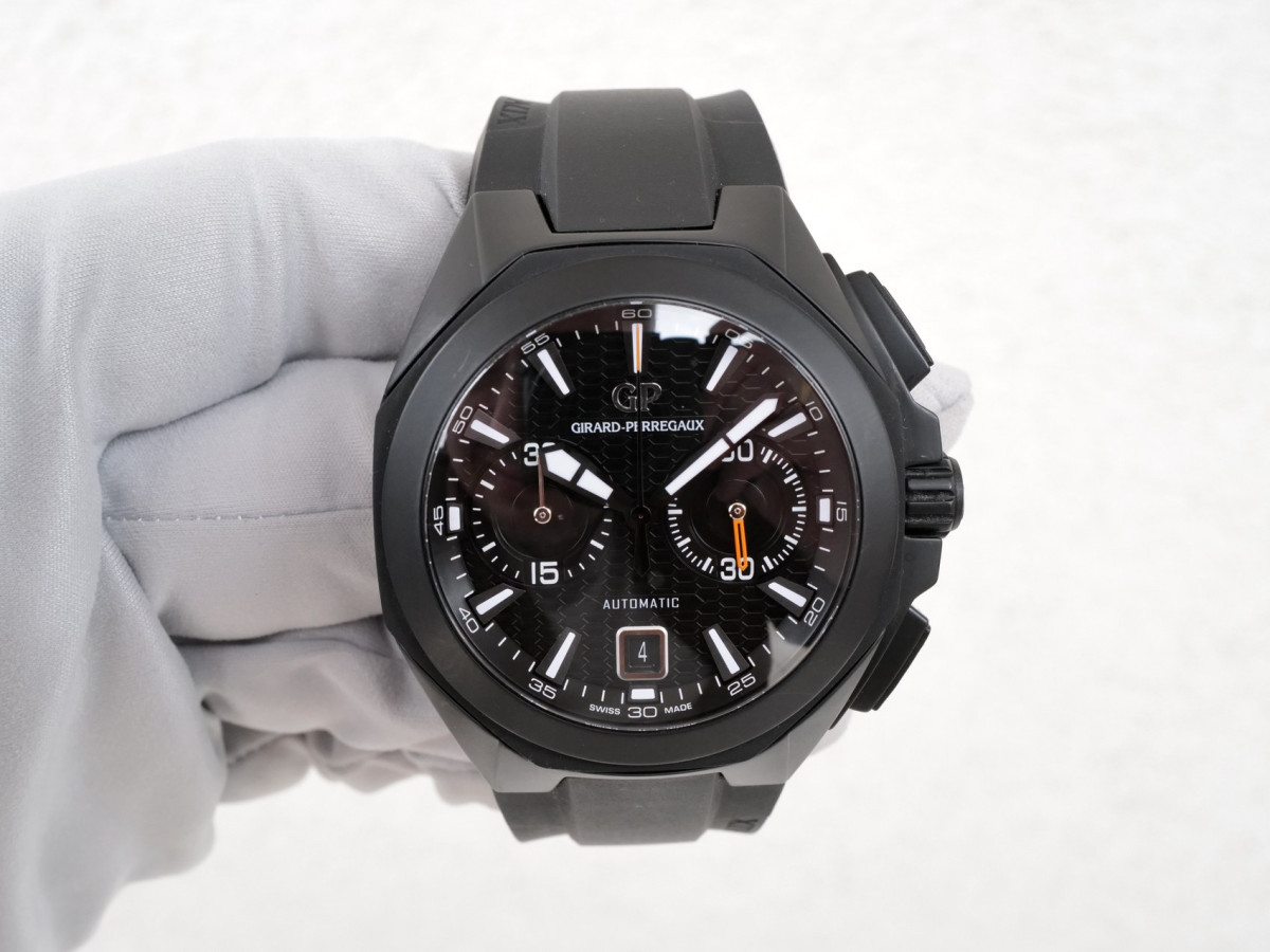 Швейцарские часы Girard Perregaux Chrono Hawk Black Ceramic 44