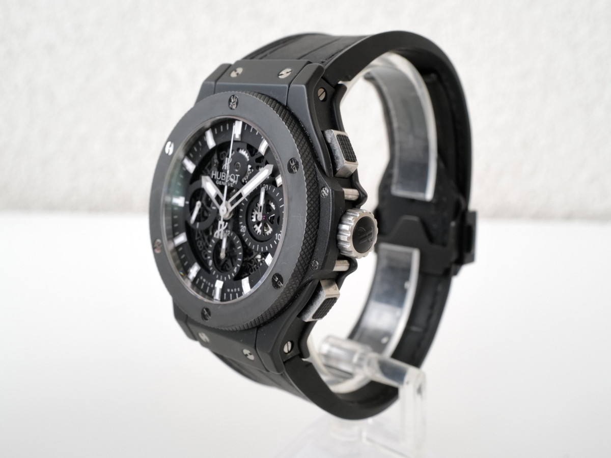 Швейцарские часы Hublot Big Bang Aero Bang Black Magic 44
