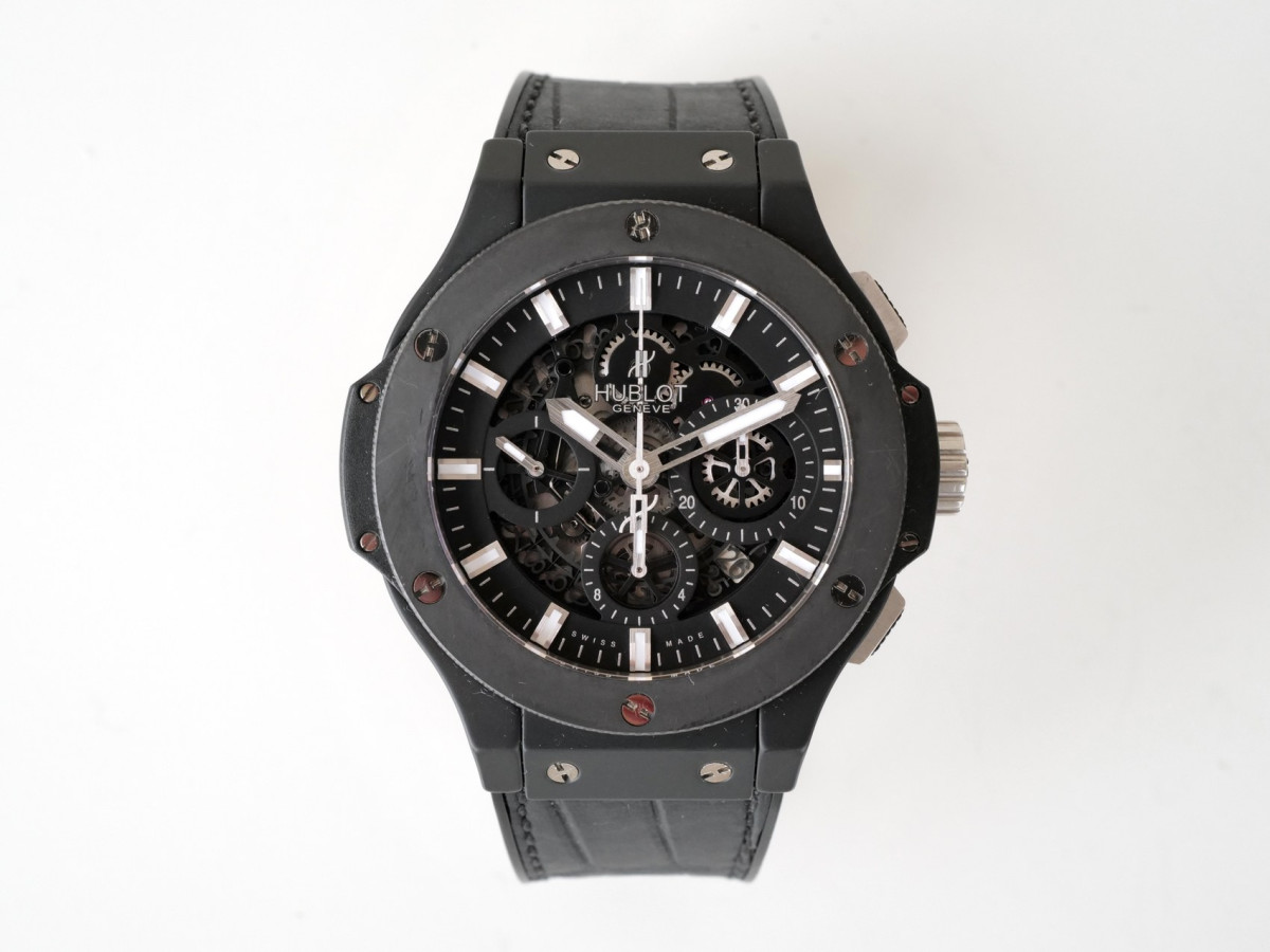 Швейцарские часы Hublot Big Bang Aero Bang Black Magic 44