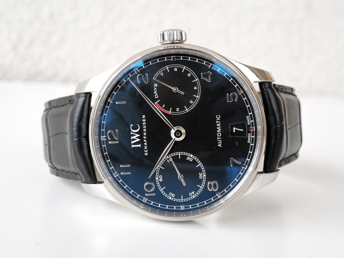 Швейцарський годинник IWC Portugieser Automatic 7 Days Black Dial 42