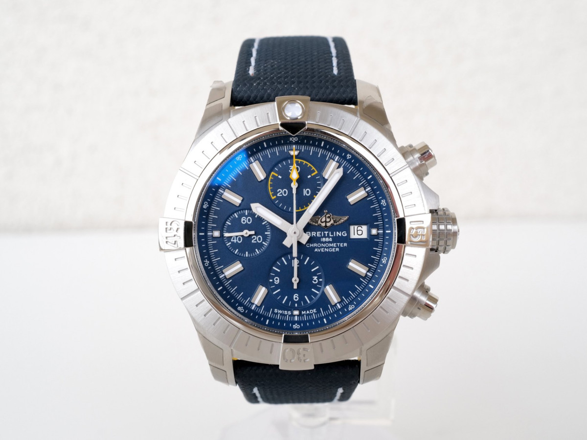 Swiss watch Breitling Avenger Chronograph Blue Dial 45