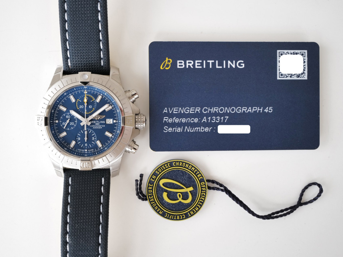 Swiss watch Breitling Avenger Chronograph Blue Dial 45