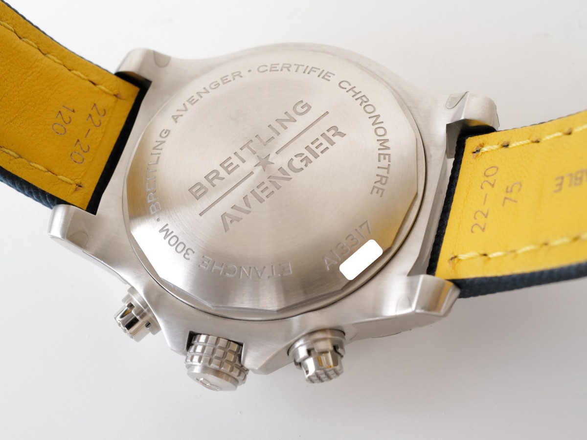 Swiss watch Breitling Avenger Chronograph Blue Dial 45