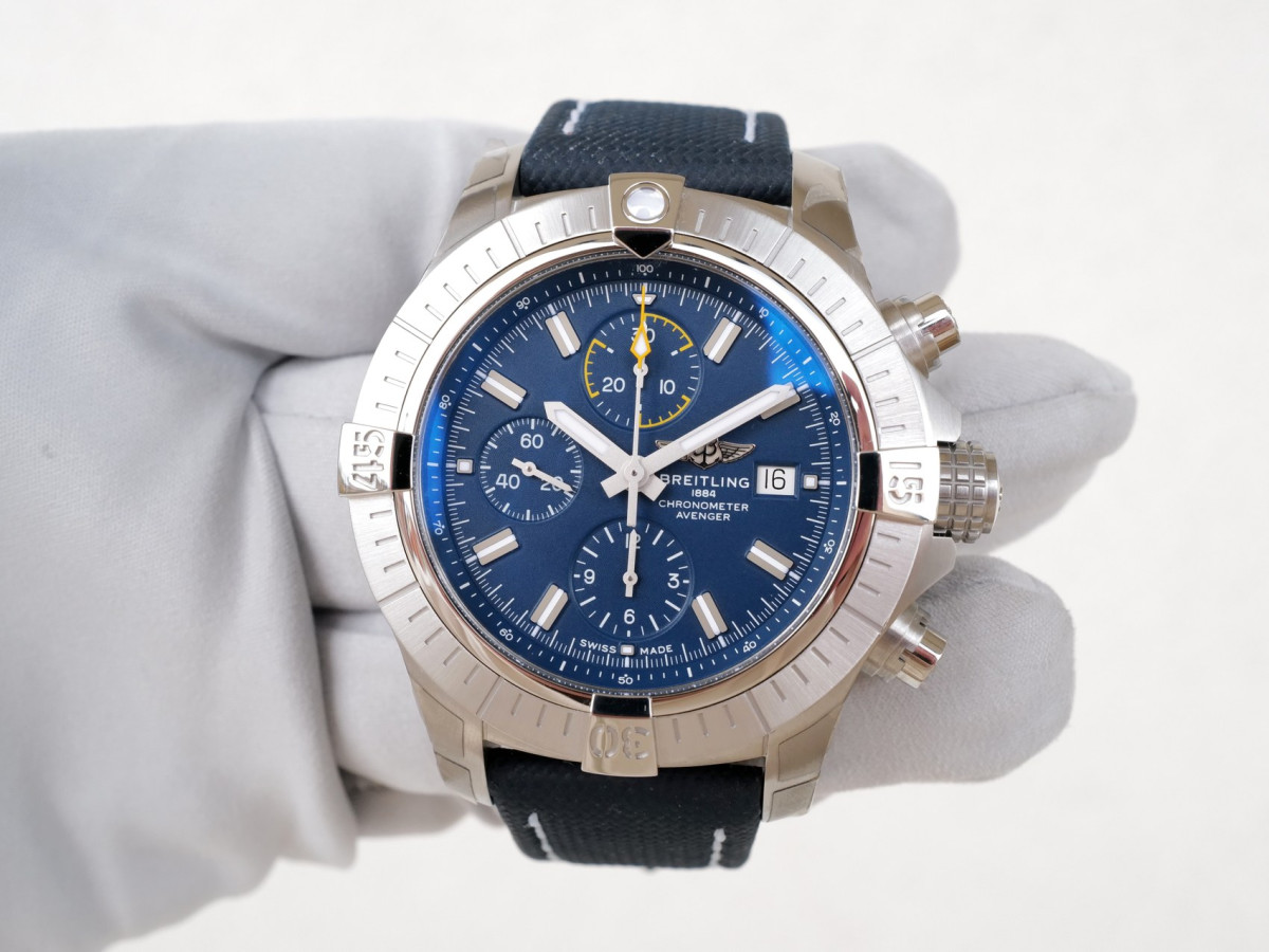 Swiss watch Breitling Avenger Chronograph Blue Dial 45