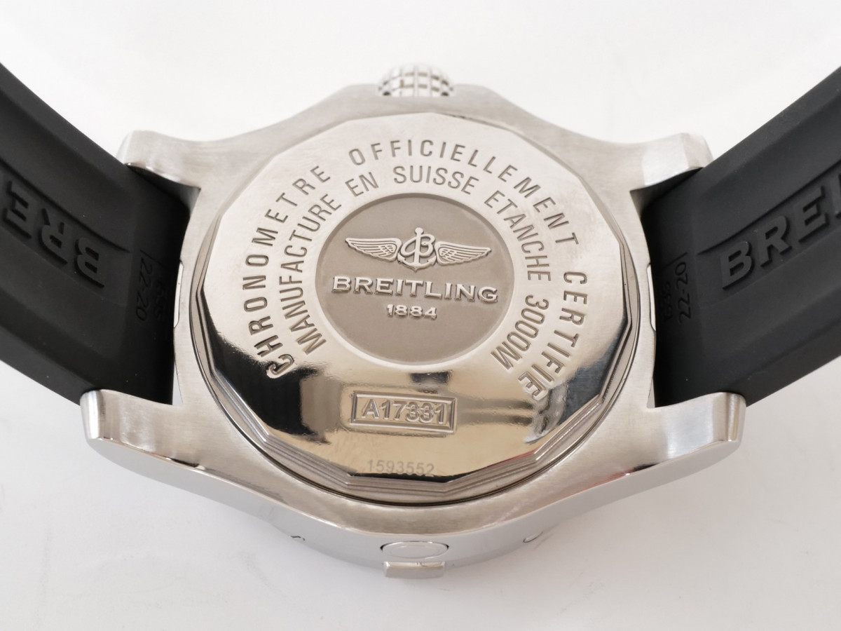 Швейцарський годинник Breitling Avenger II Seawolf Black Dial 45