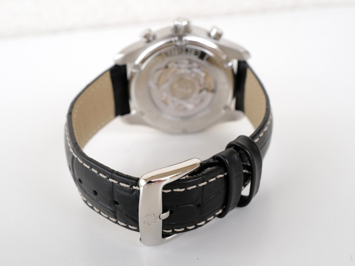 Swiss watch Carl F.Bucherer Manero CentralChrono 42