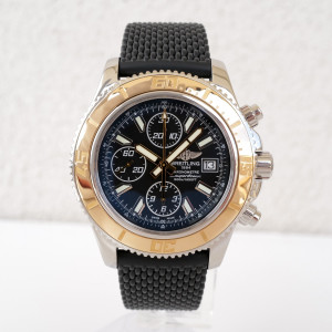 Швейцарський годинник Breitling SuperOcean Chronograph 44