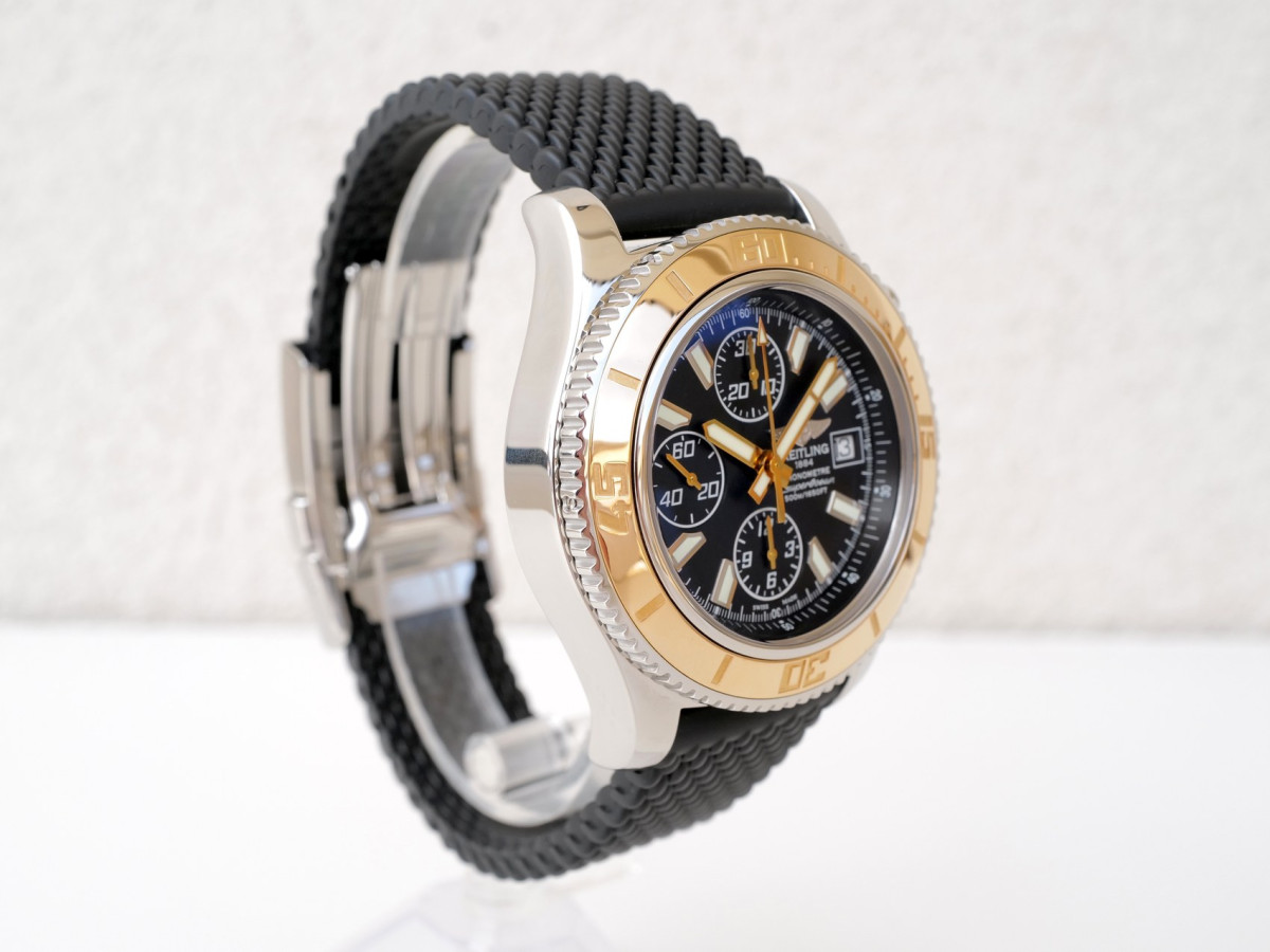 Швейцарський годинник Breitling SuperOcean Chronograph 44