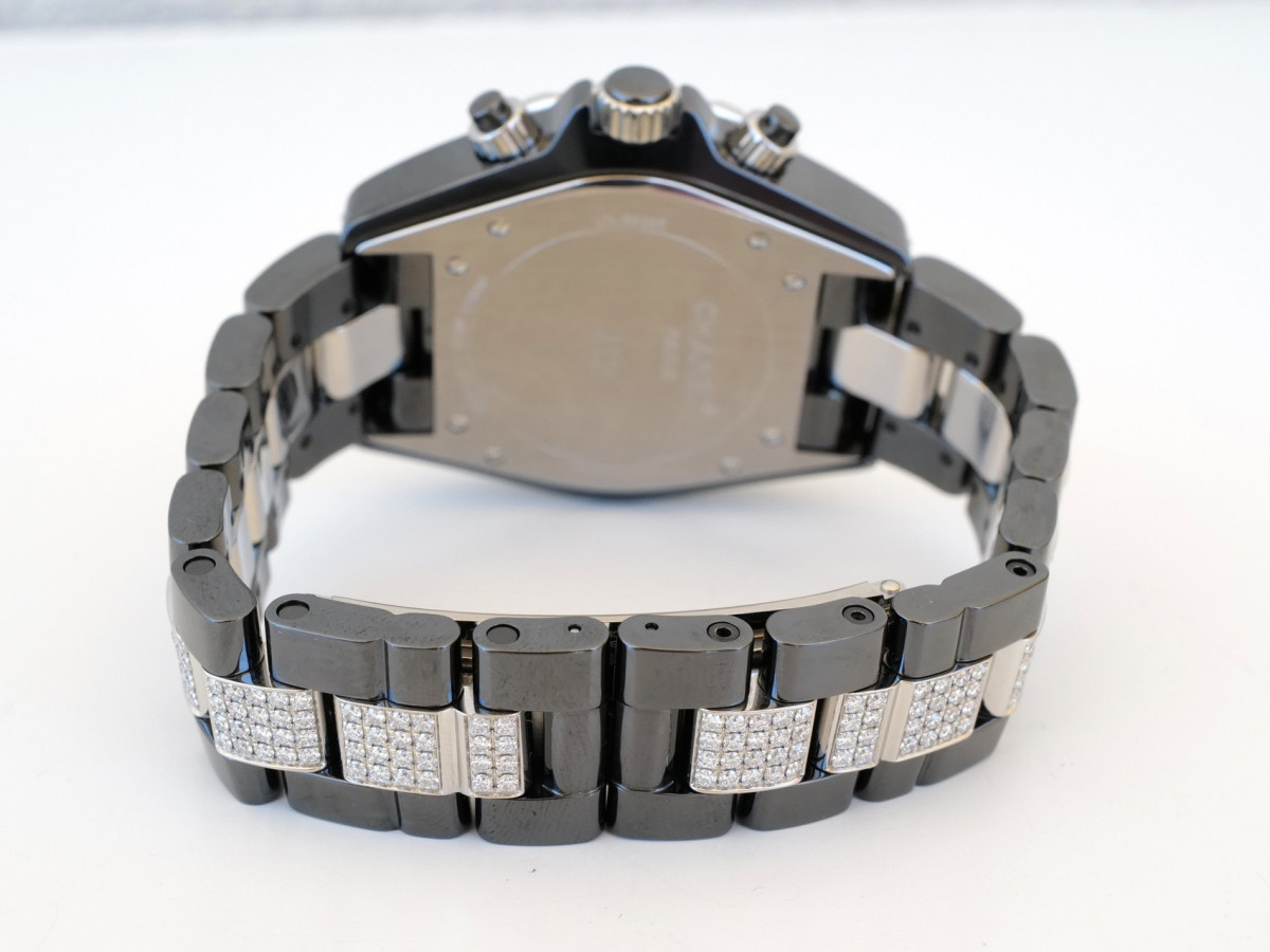 Швейцарський годинник Chanel J12 Chronograph Black Ceramic Diamonds 6,27ct 41