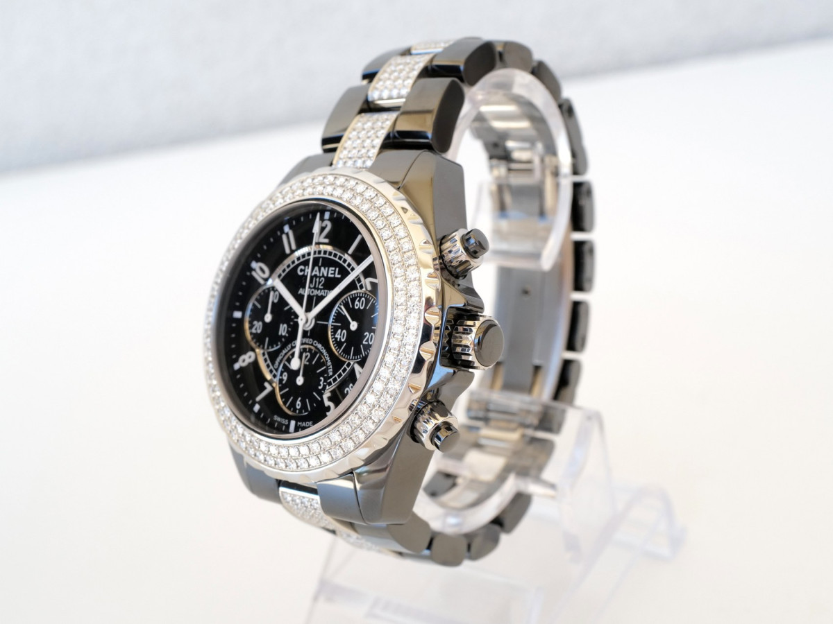 Швейцарський годинник Chanel J12 Chronograph Black Ceramic Diamonds 6,27ct 41