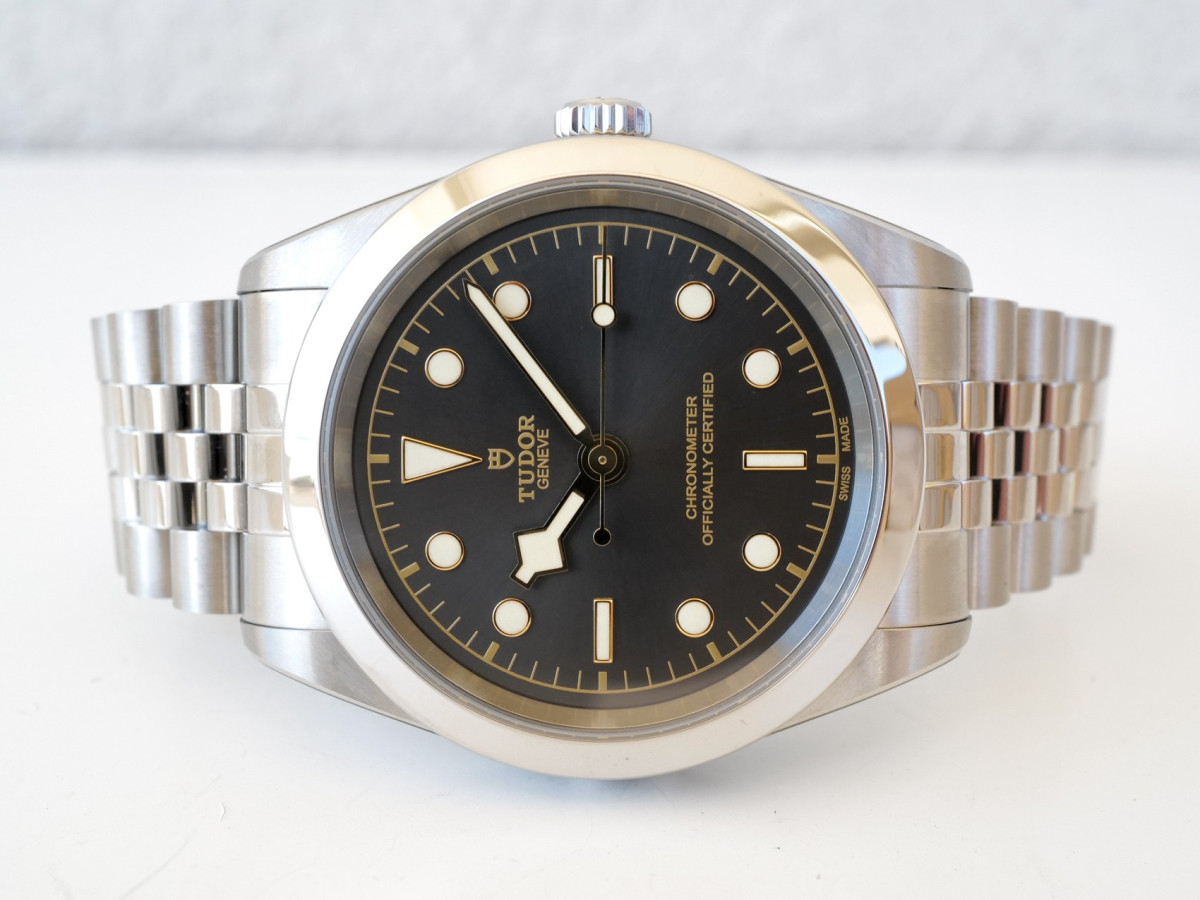 Швейцарские часы Tudor Black Bay One Anthracite Grey Jubilee 41