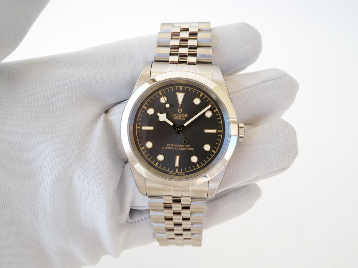 Швейцарские часы Tudor Black Bay One Anthracite Grey Jubilee 41