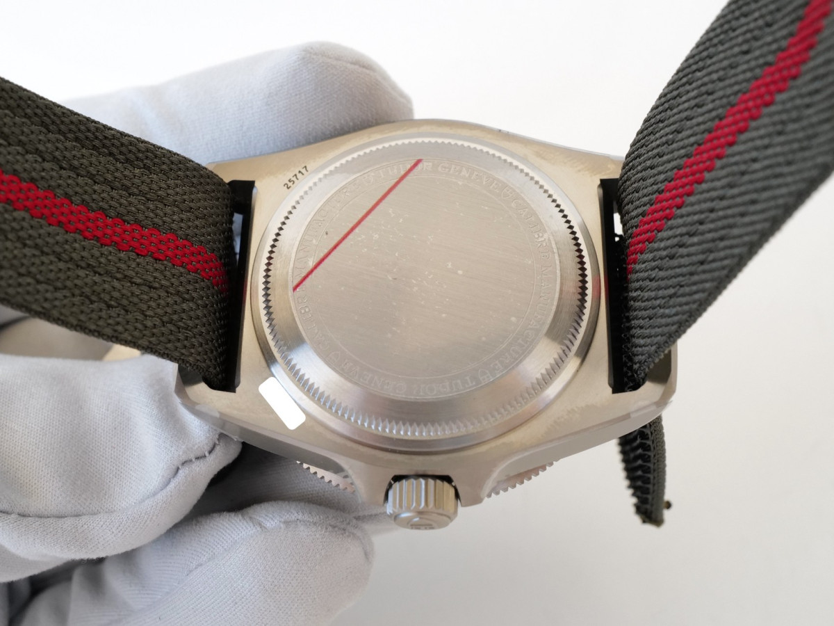 Швейцарские часы Tudor Pelagos FXD Titanium 42