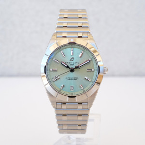 Швейцарський годинник Breitling Chronomat 32 Green Diamond Dial