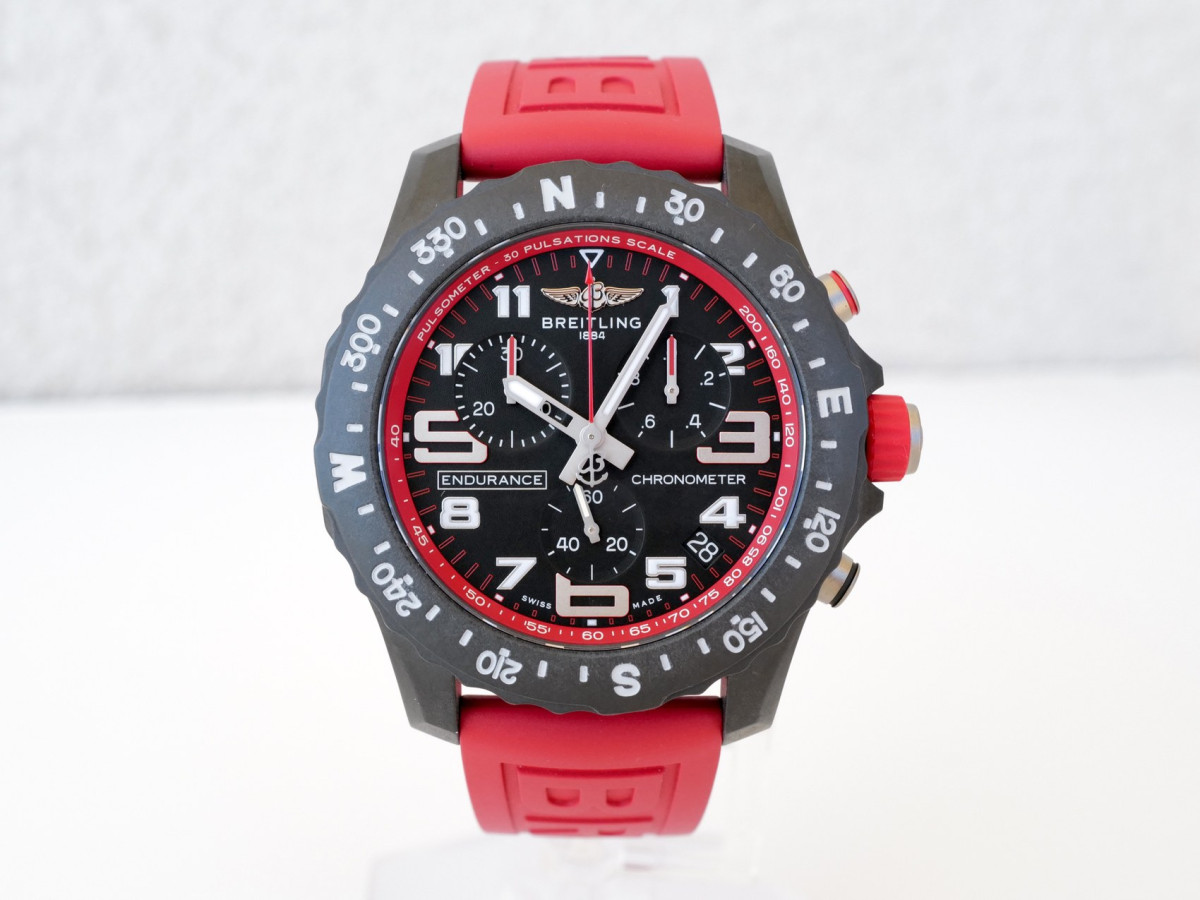 Швейцарський годинник Breitling Endurance Pro Red 44
