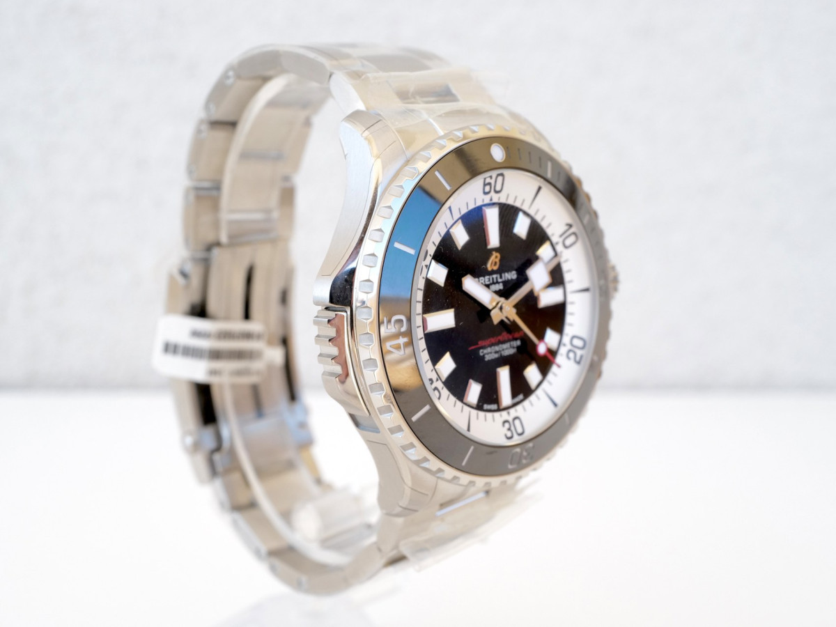 Швейцарський годинник Breitling Superocean Automatic 46