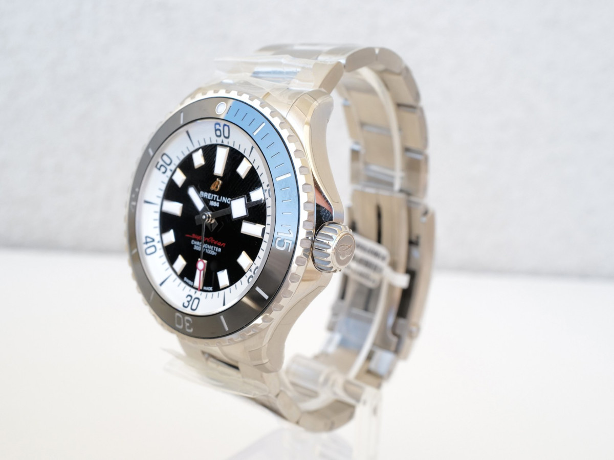 Швейцарський годинник Breitling Superocean Automatic 46