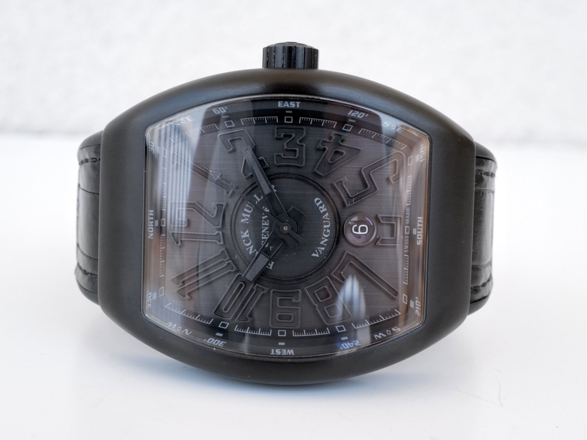 Швейцарские часы Franck Muller Vanguard Classical Blackout Titanium 44