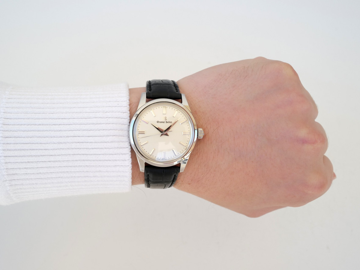 Swiss watch Grand Seiko Elegance Mechanical 37