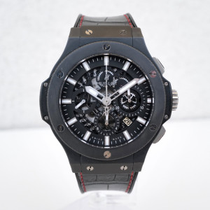 Швейцарський годинник Hublot Big Bang Aero Bang Black Magic 44