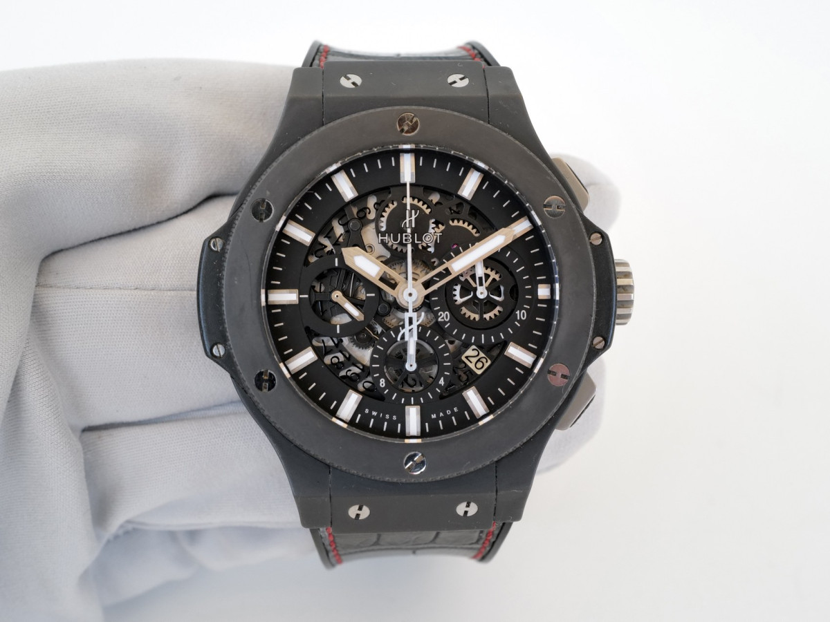 Швейцарський годинник Hublot Big Bang Aero Bang Black Magic 44