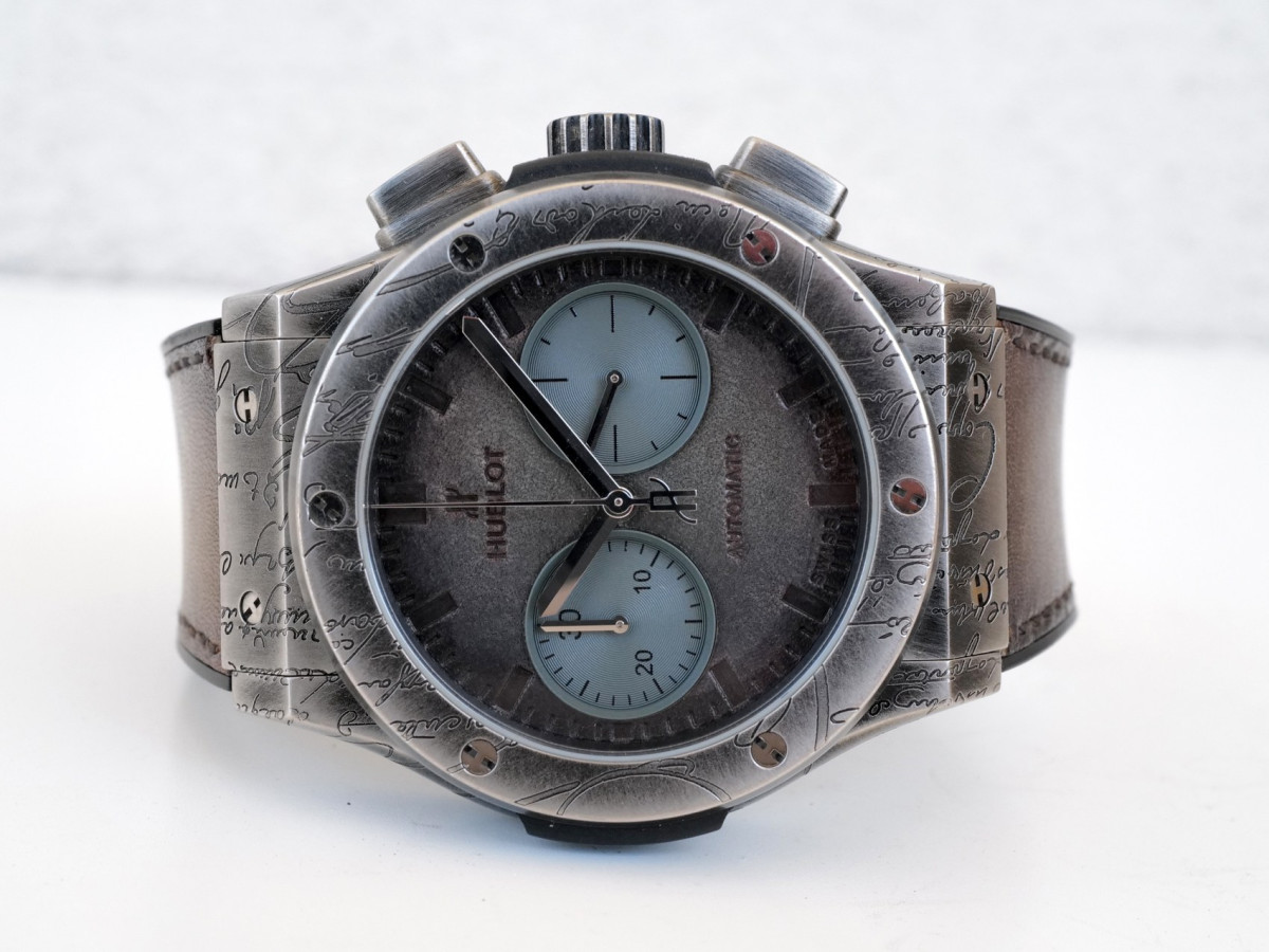Швейцарський годинник Hublot Classic Fusion Berluti Cold Brown Limited Edition Chronograph 45