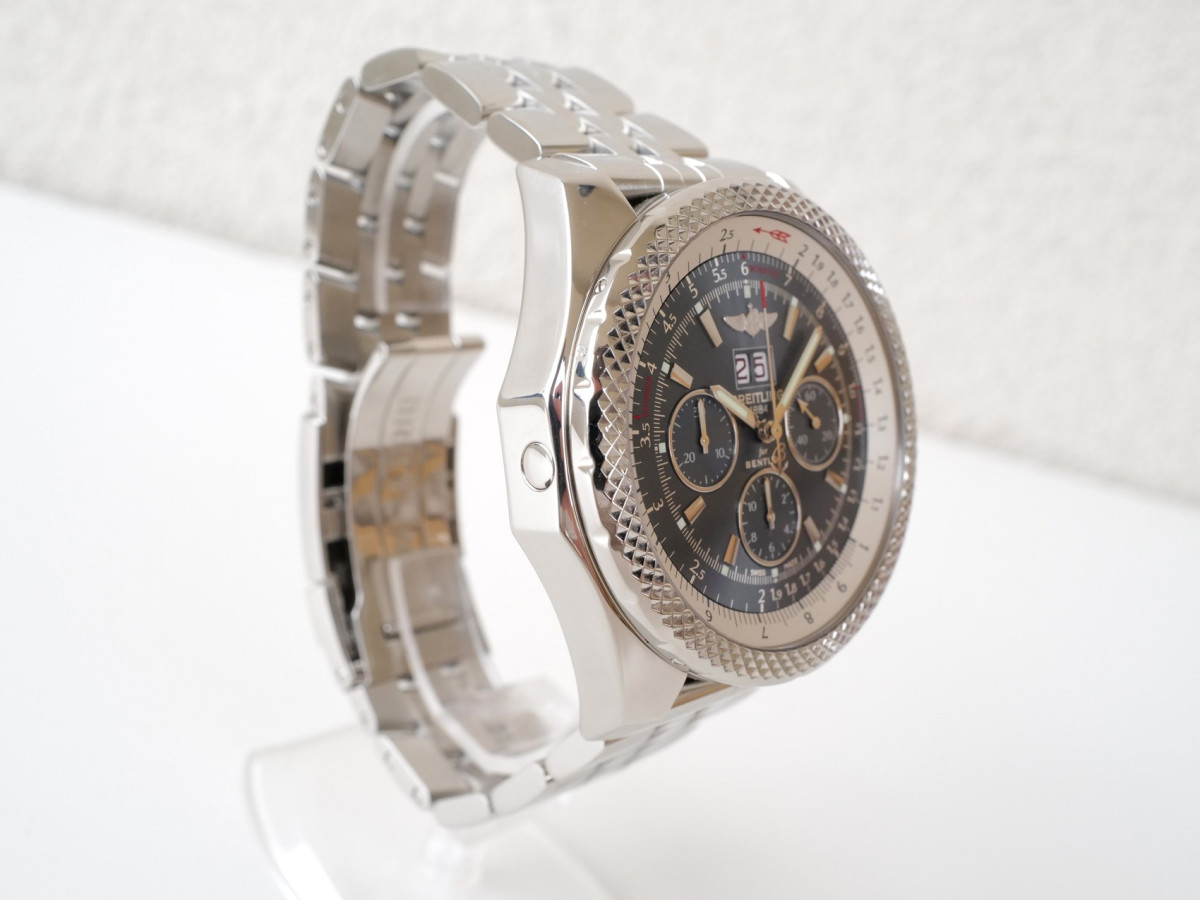 Швейцарские часы Breitling for Bentley 6.75 Chronograph 49