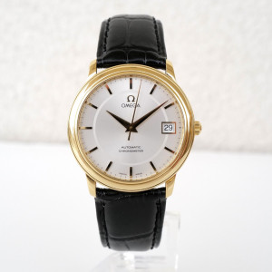 Швейцарские часы Omega De Ville Prestige Automatic 18K Yellow Gold 35
