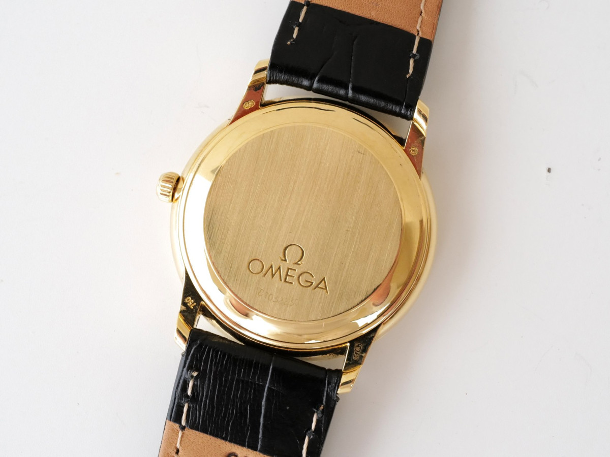 Швейцарские часы Omega De Ville Prestige Automatic 18K Yellow Gold 35