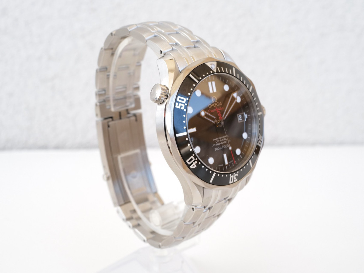 Swiss watch Omega Seamaster Diver 300M Limited Edition 007 James Bond 41