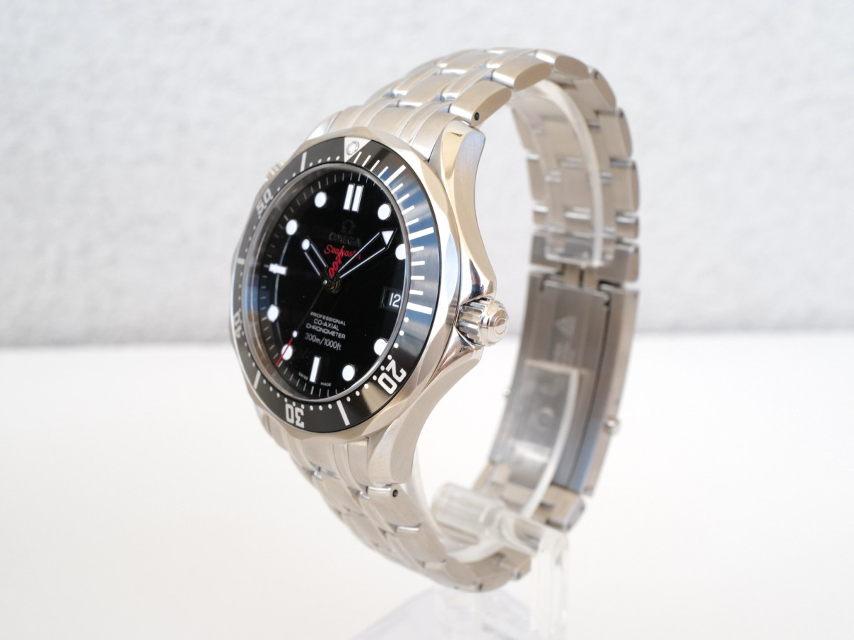 Swiss watch Omega Seamaster Diver 300M Limited Edition 007 James Bond 41