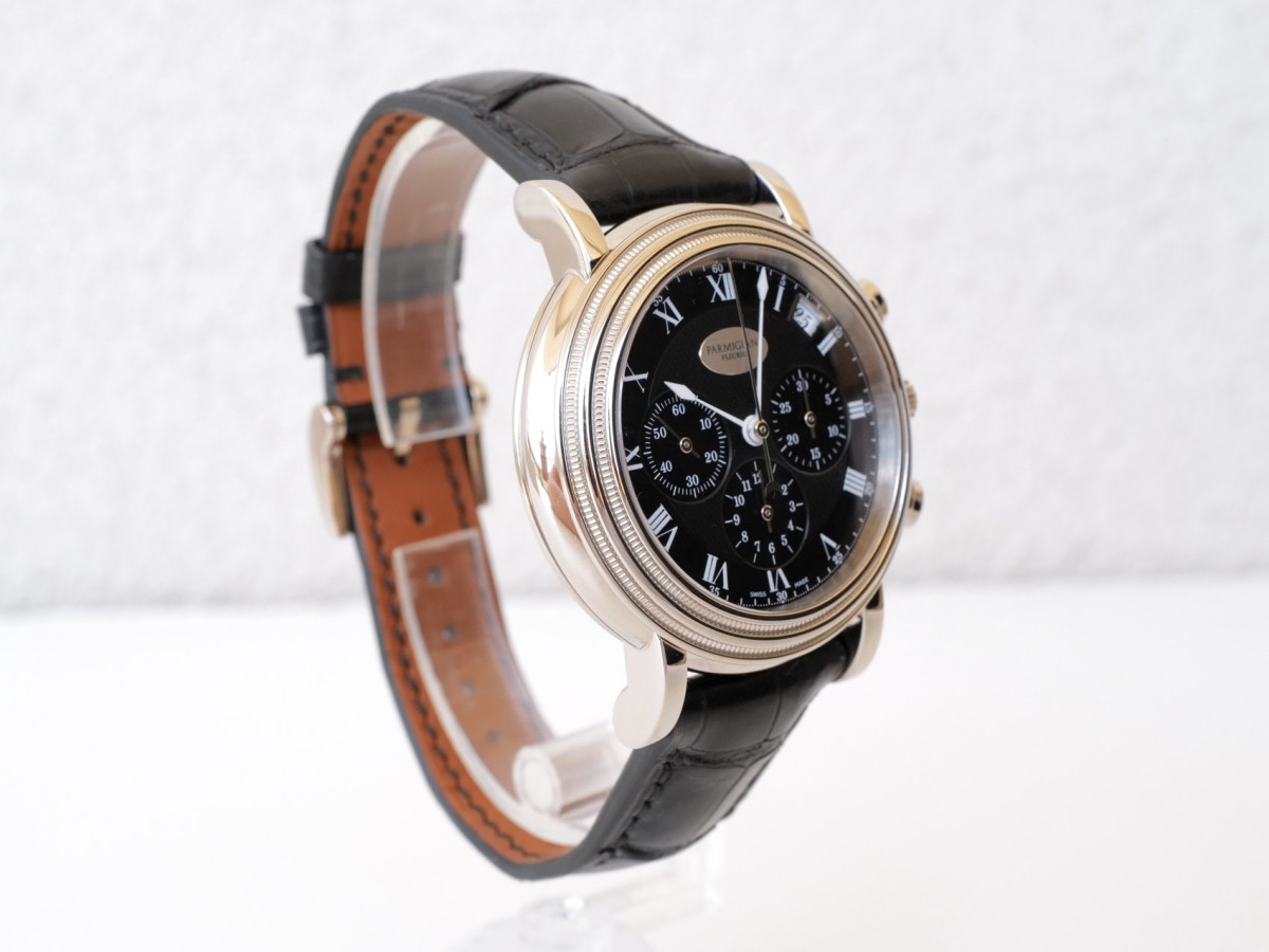 Швейцарские часы Parmigiani Fleurier Toric 18K White Gold Chronograph 40