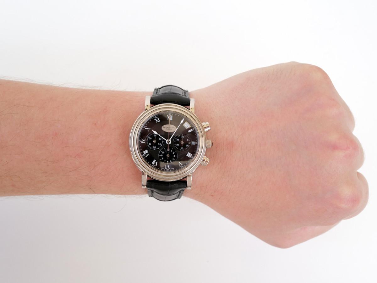 Швейцарские часы Parmigiani Fleurier Toric 18K White Gold Chronograph 40