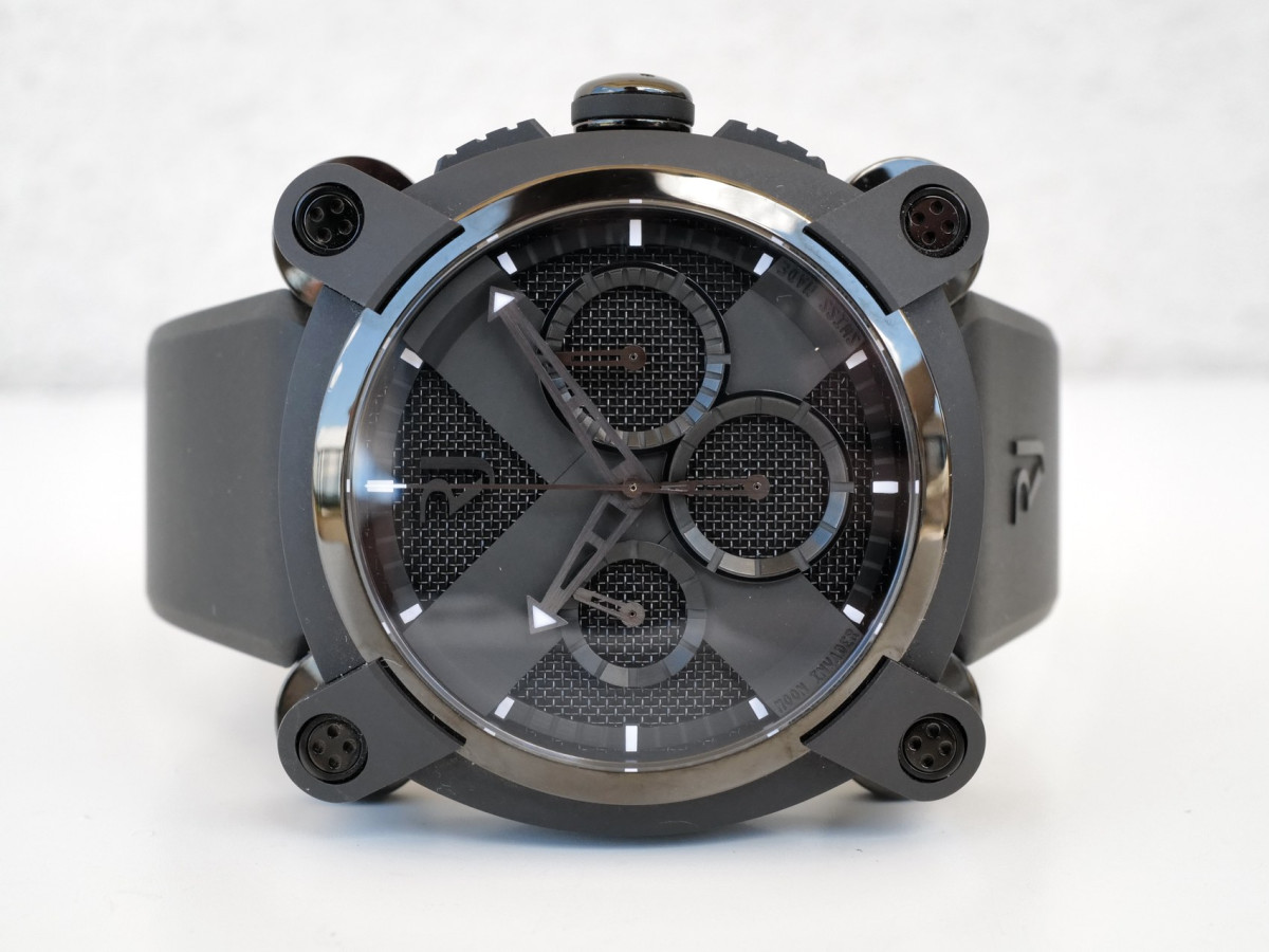 Швейцарские часы Romain Jerome Moon-Dna Invader Chronograph 46