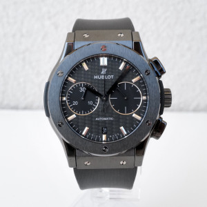 Швейцарський годинник Hublot Classic Fusion Ceramic Chronograph Carbon Dial 45