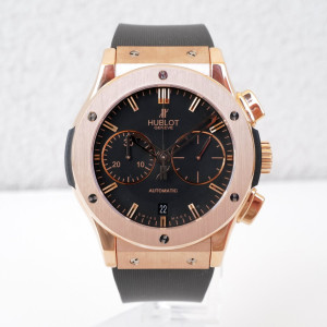 Швейцарские часы Hublot Classic Fusion Chronograph 18K Rose Gold 45