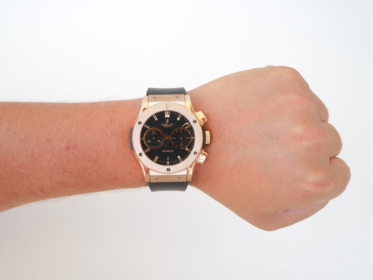 Швейцарские часы Hublot Classic Fusion Chronograph 18K Rose Gold 45