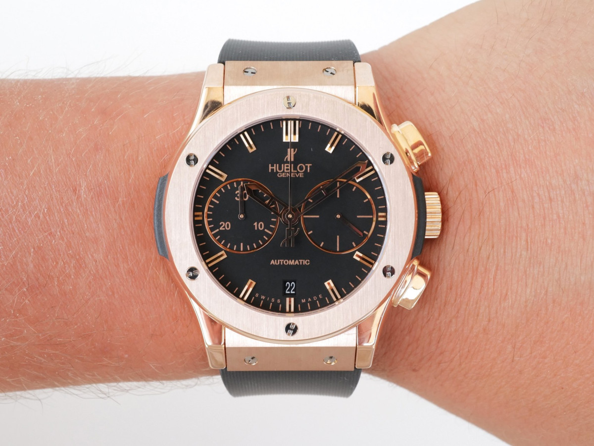 Швейцарские часы Hublot Classic Fusion Chronograph 18K Rose Gold 45