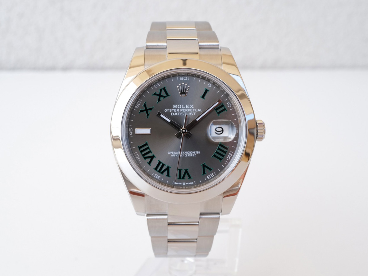 Швейцарские часы Rolex Datejust 41 Wimbledon Dial Domed Bezel Oyster Bracelet