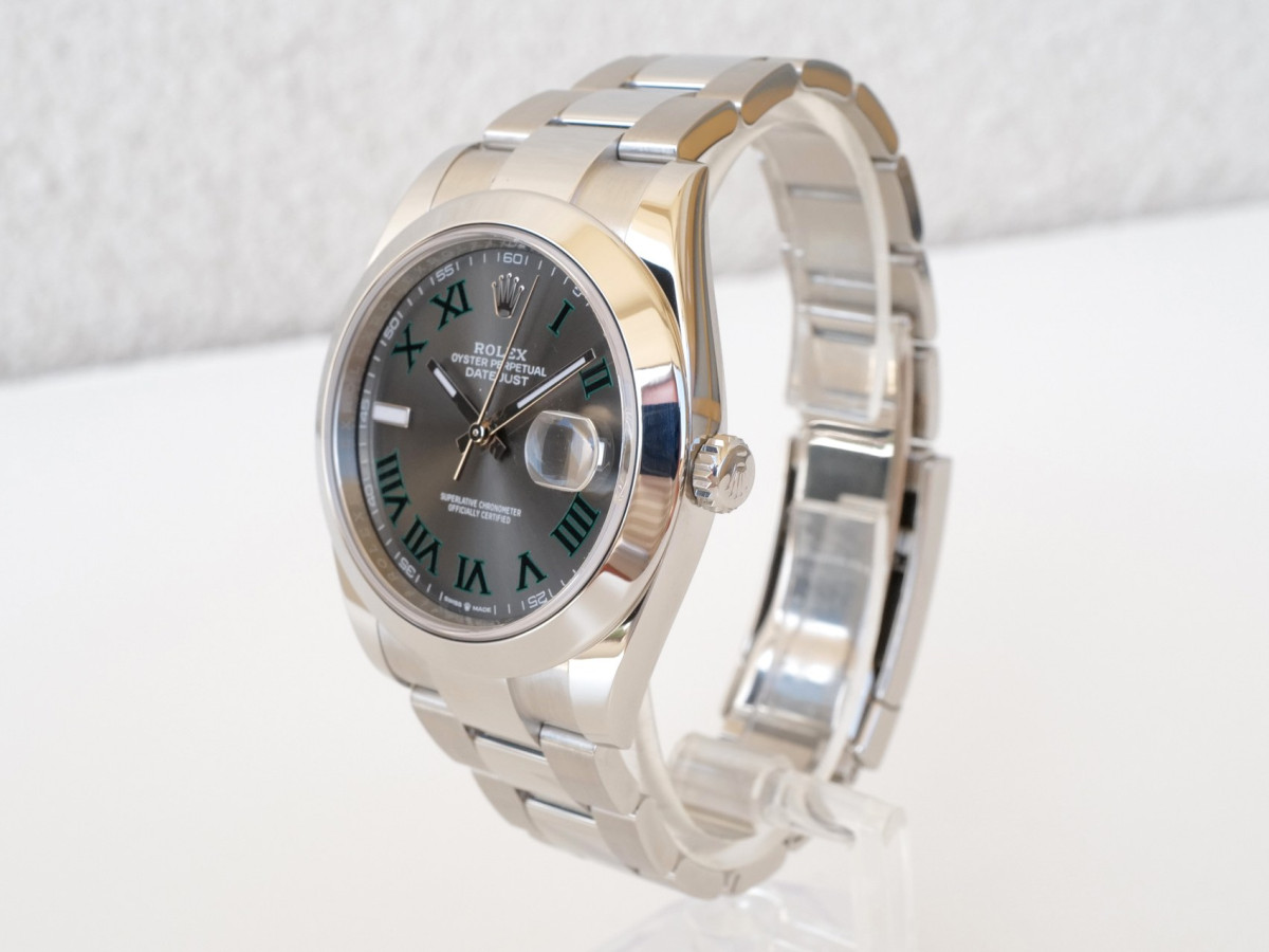 Швейцарские часы Rolex Datejust 41 Wimbledon Dial Domed Bezel Oyster Bracelet