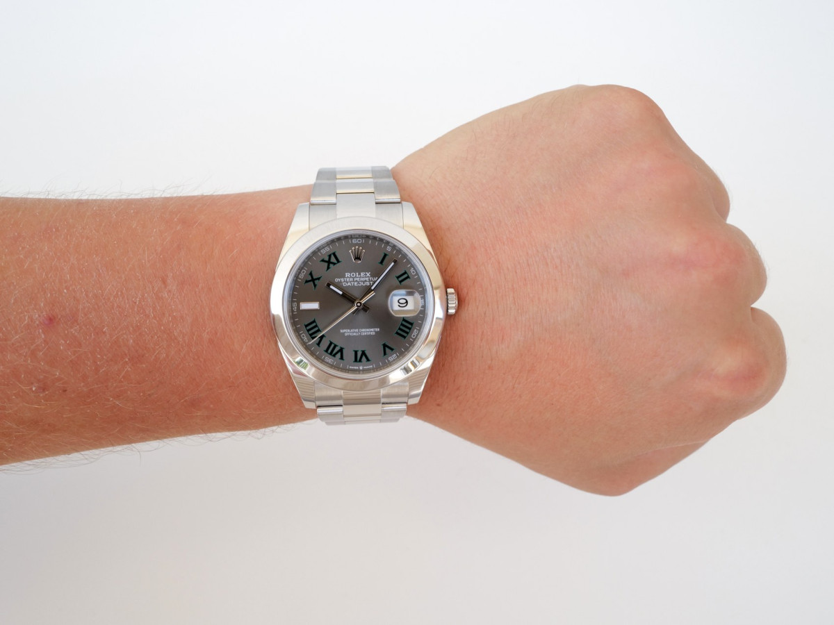 Швейцарские часы Rolex Datejust 41 Wimbledon Dial Domed Bezel Oyster Bracelet