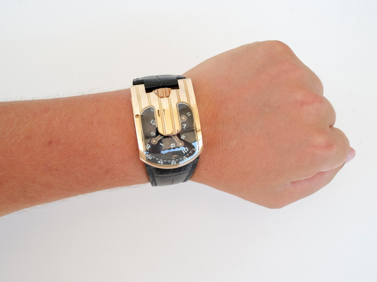 Швейцарские часы Urwerk 103