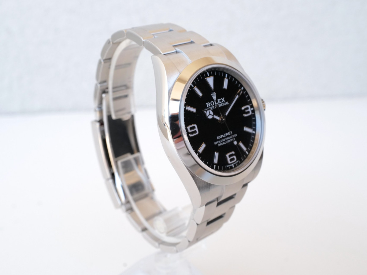 Швейцарський годинник Rolex Explorer 39