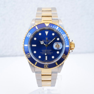 Швейцарський годинник Rolex Submariner Date Blue Dial Steel 18K Yellow Gold 40