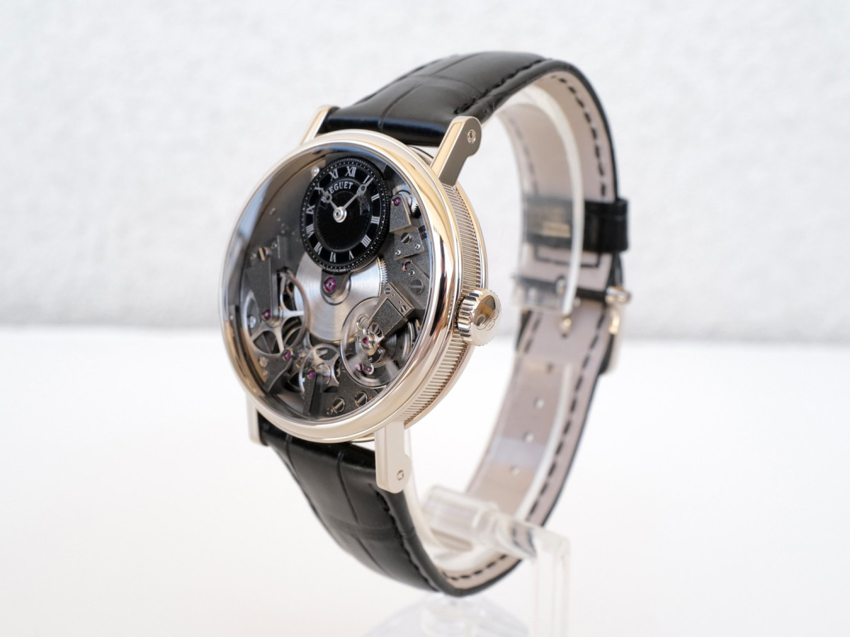 Швейцарський годинник Breguet Tradition Manual Wind 18K White Gold 37