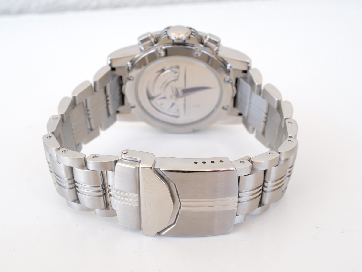 Швейцарський годинник Corum Admirals Cup Chronograph 44