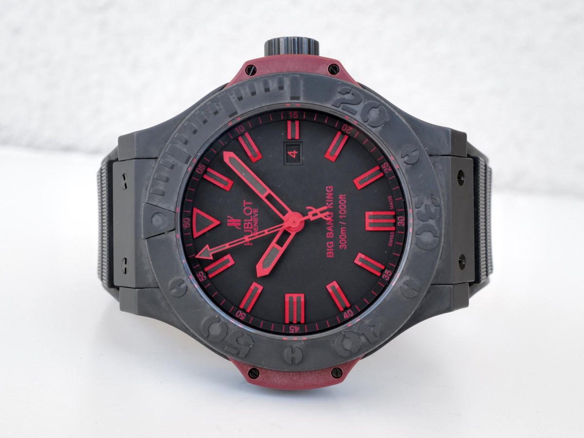 Швейцарские часы Hublot Big Bang King All Black Red Limited Edition 48